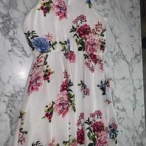 Floral Dress in White and Pink